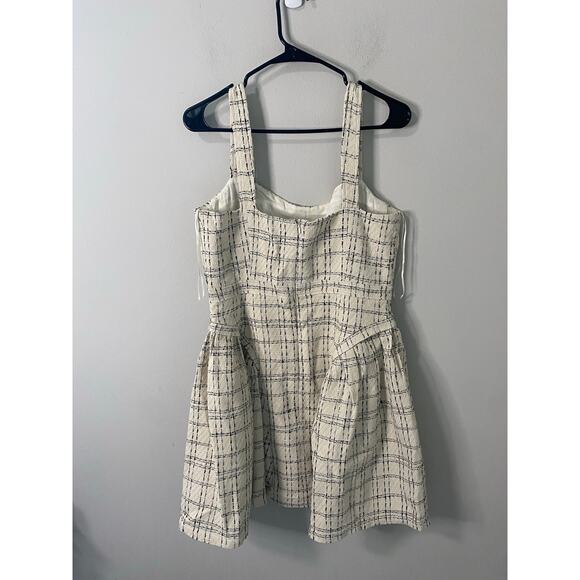 New Vici Morgan Tweed Mini Dress Size Large - Picture 3 of 3